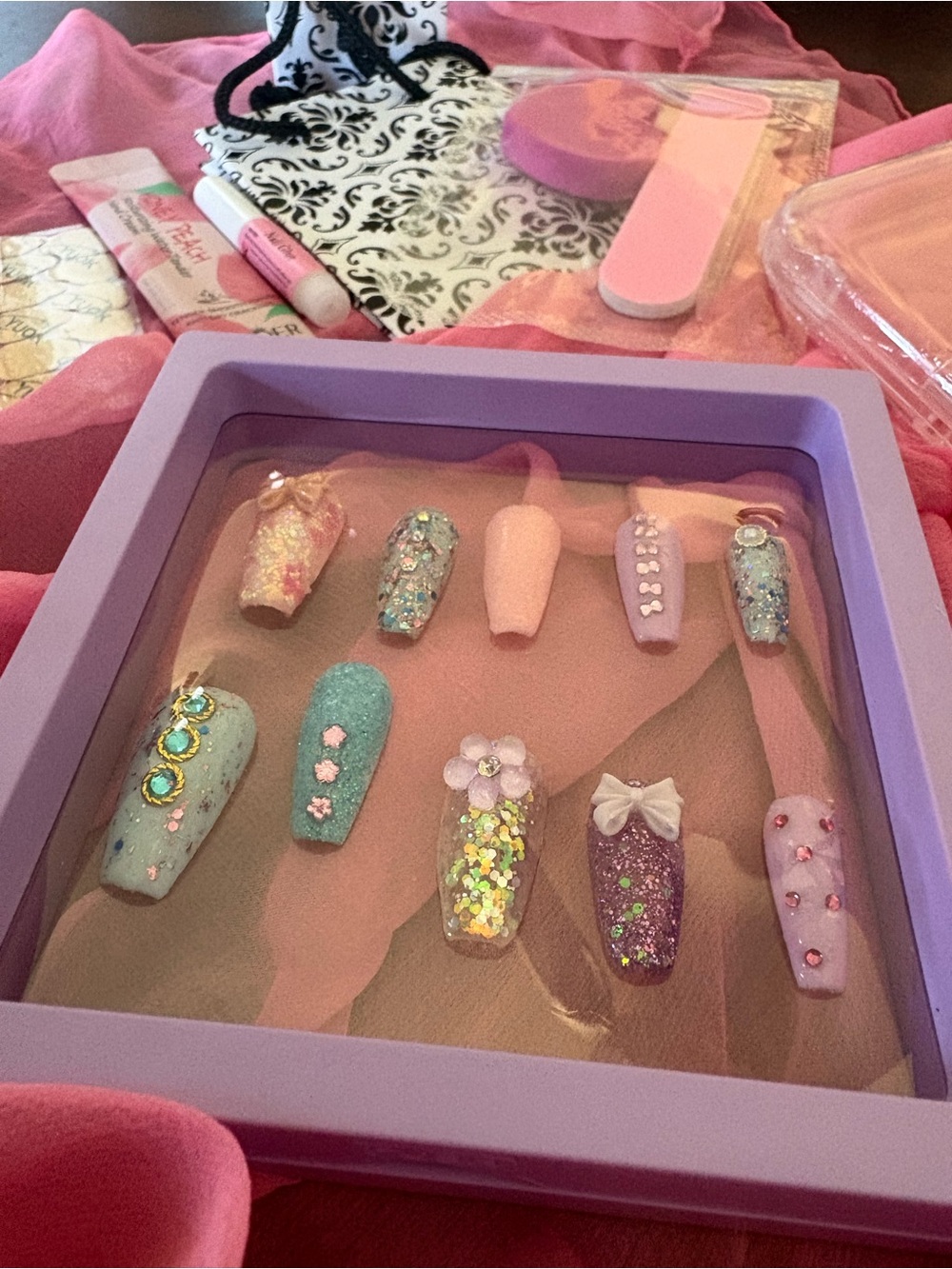 Decorative Press-On Nails Set — Pink, Purple & Teal Accents